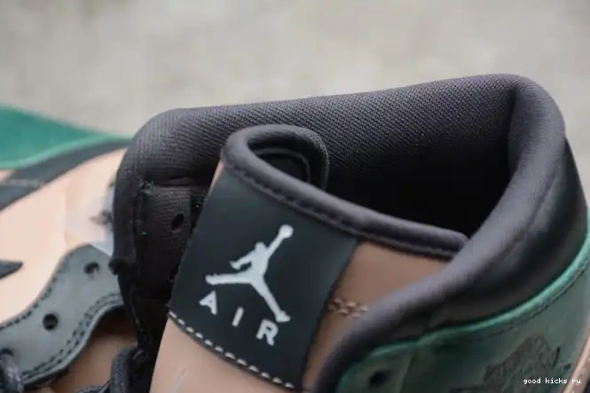 High Green Anthracite Bio Beige Mystic 1 AH7389-203 Jordan Retro Air 0516